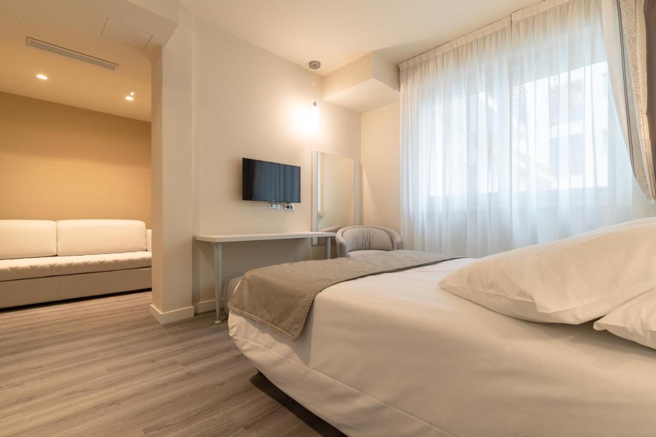 La Dolce Vita Hotel Menton Exteriör bild